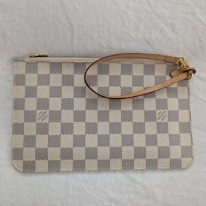 Checkered Wristlet Pouch